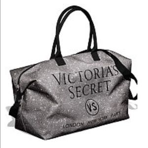 LIMITED EDITION VS WEEKENDER TOTE